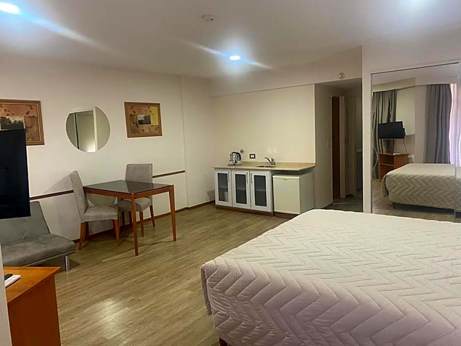 Howard Johnson Hotel Rosario