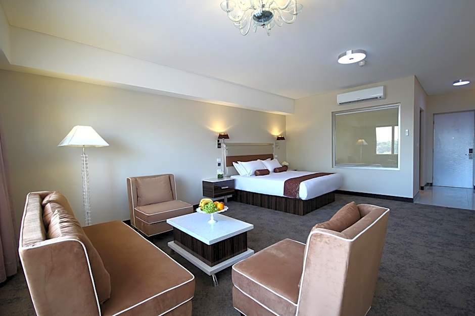 Swan River Hotel (Formerly known as International on the Water Hotel)