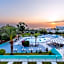 Adelais Bay Hotel