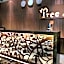 Tree Hotel Panakkukang Makassar By LIFE