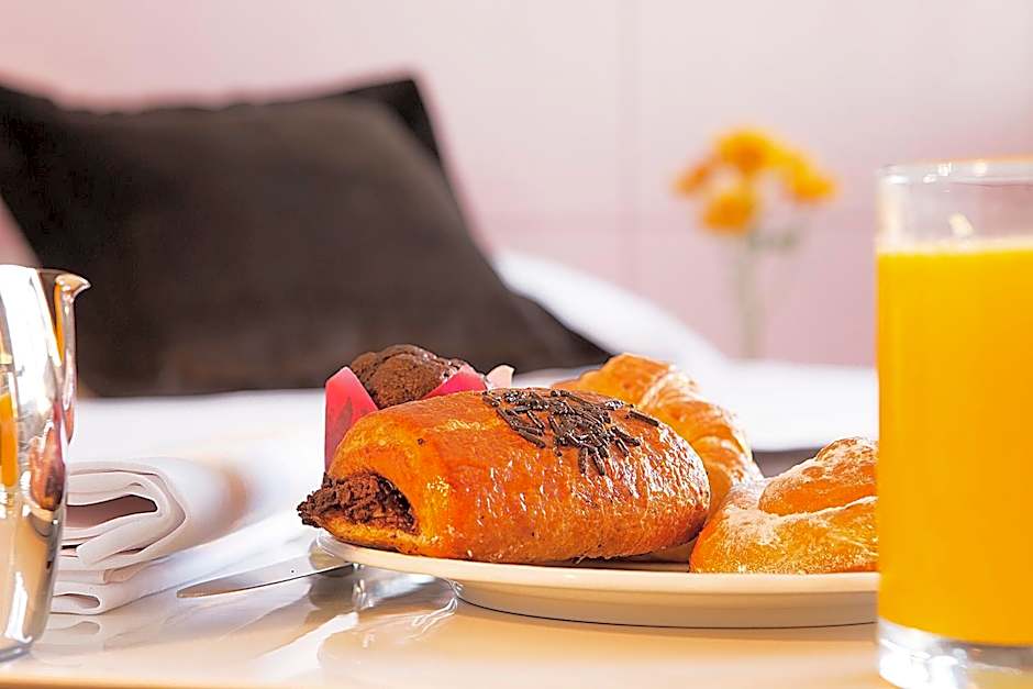 Hotel Chamartin The One