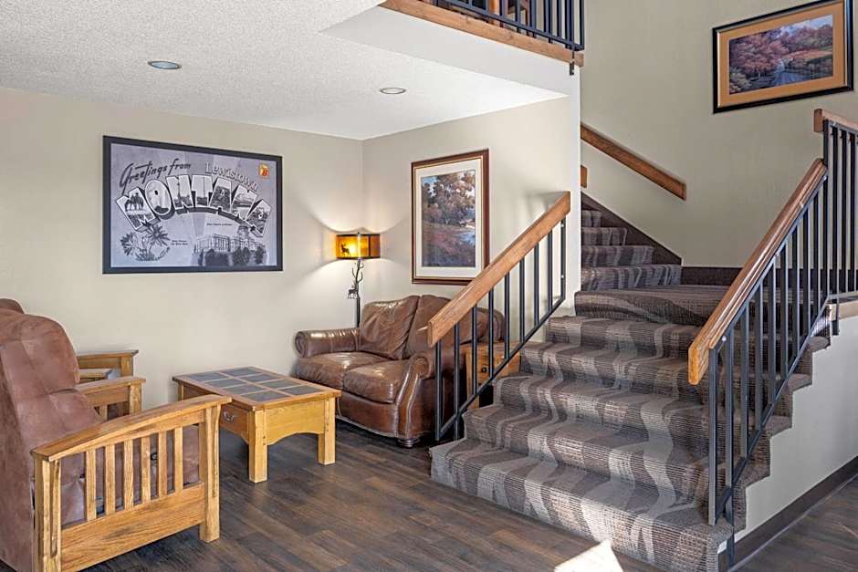 Super 8 by Wyndham Lewistown