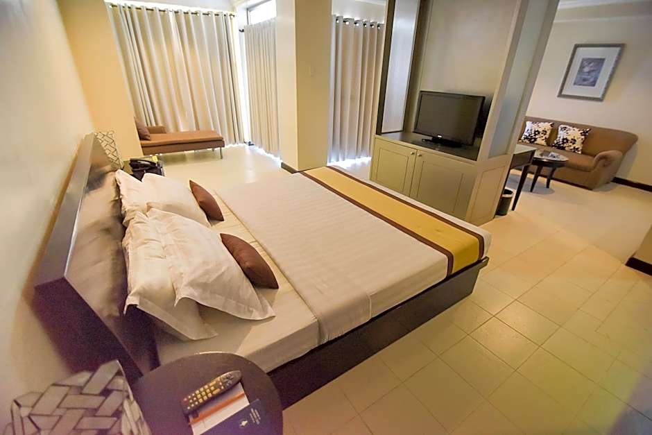 Hotel Tavern Surigao