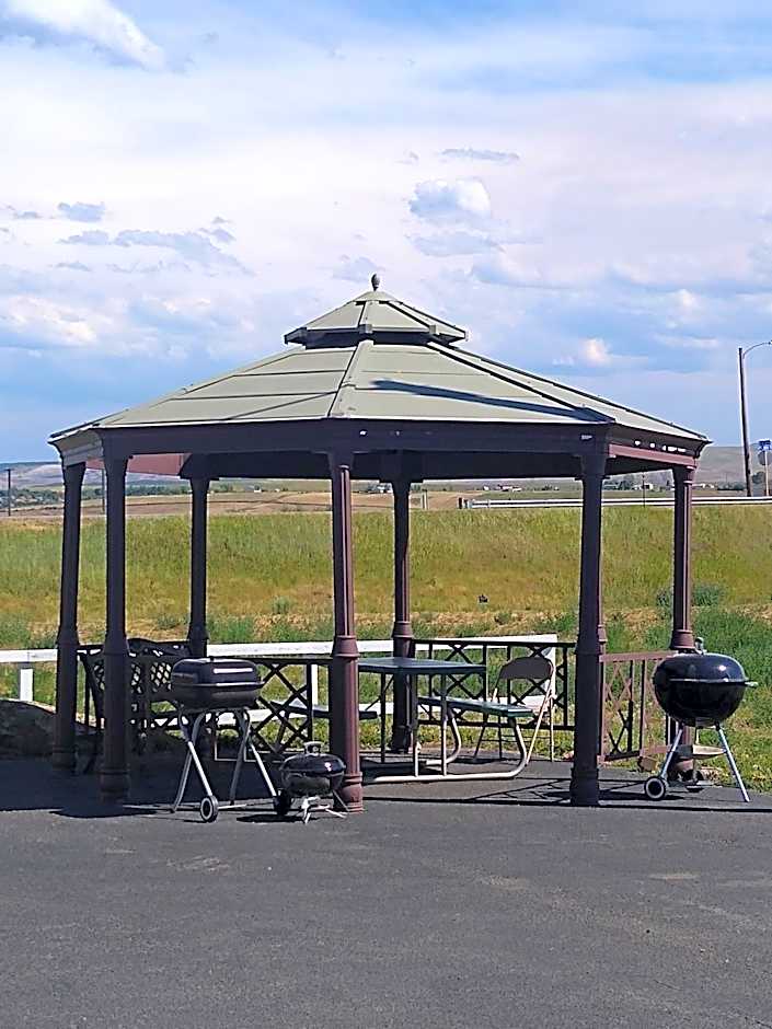 Super 8 by Wyndham Craig