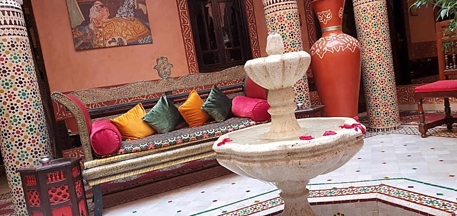 Riad Mille Et Une Nuits