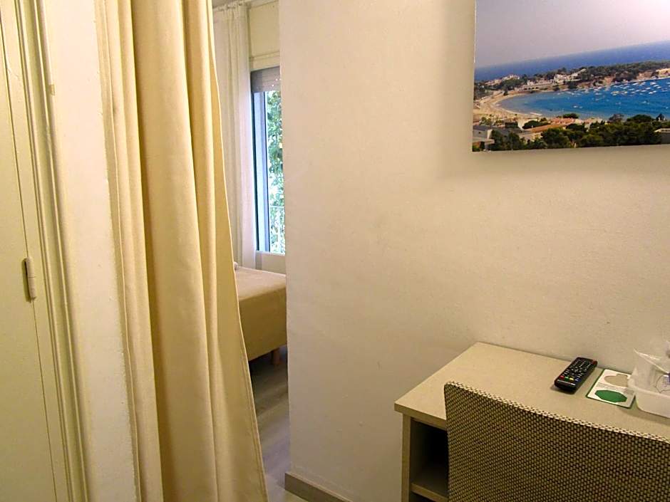 Hotel Apartaments Gesòria Porta Ferrada