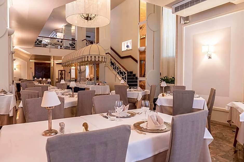 Hotel Anthony