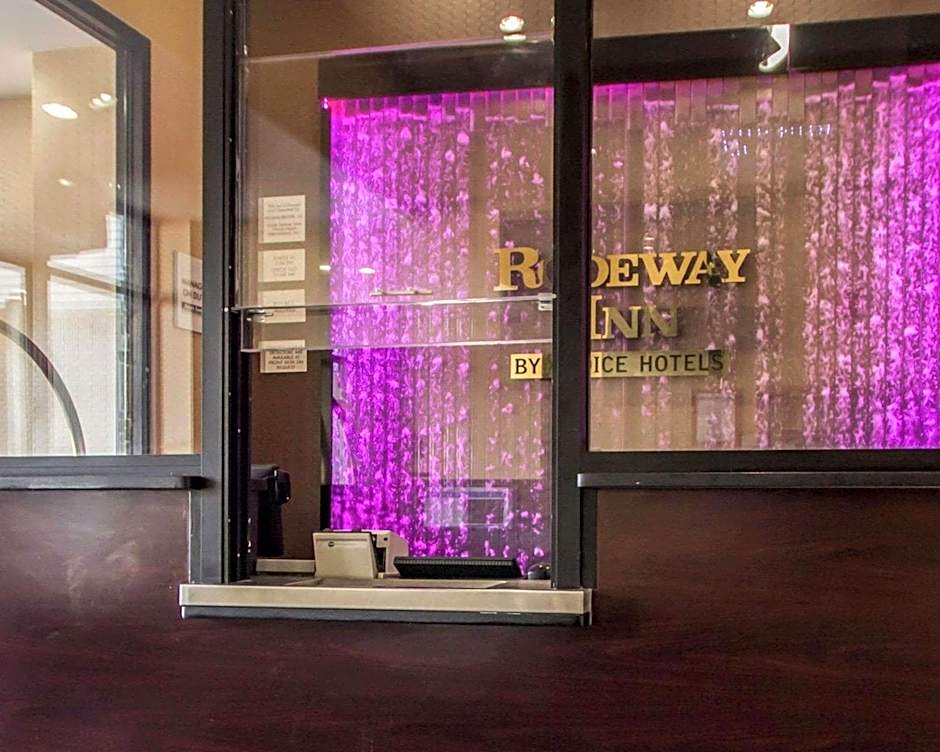 Rodeway Inn Bronx Zoo