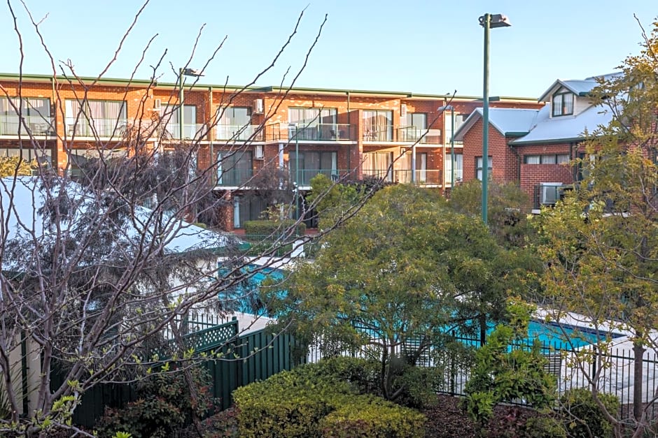 Perth Ascot Central Apartment Hotel