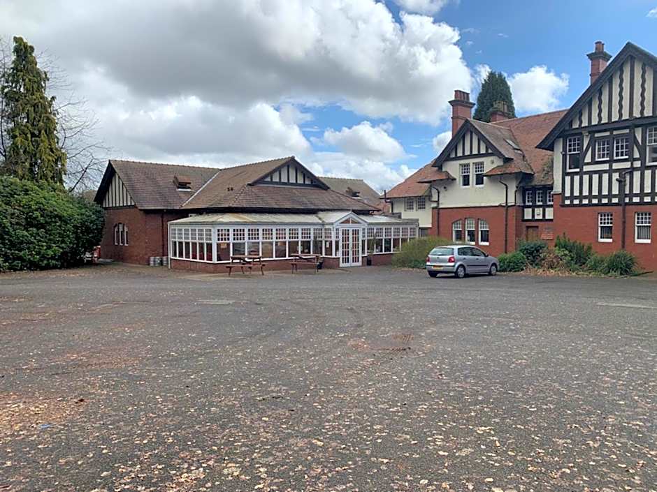 OYO Dunmar House Hotel