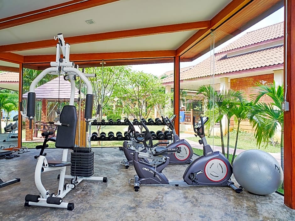 Kata Lucky Villa & Pool Access