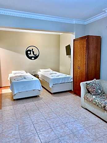 Rosy Suites Hotel