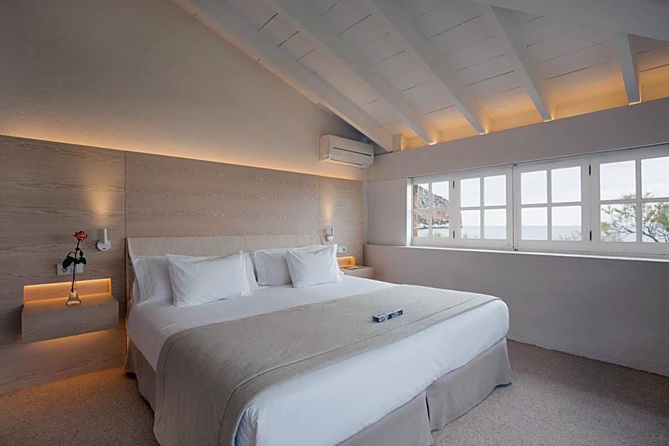 Can Simoneta - Adults Only