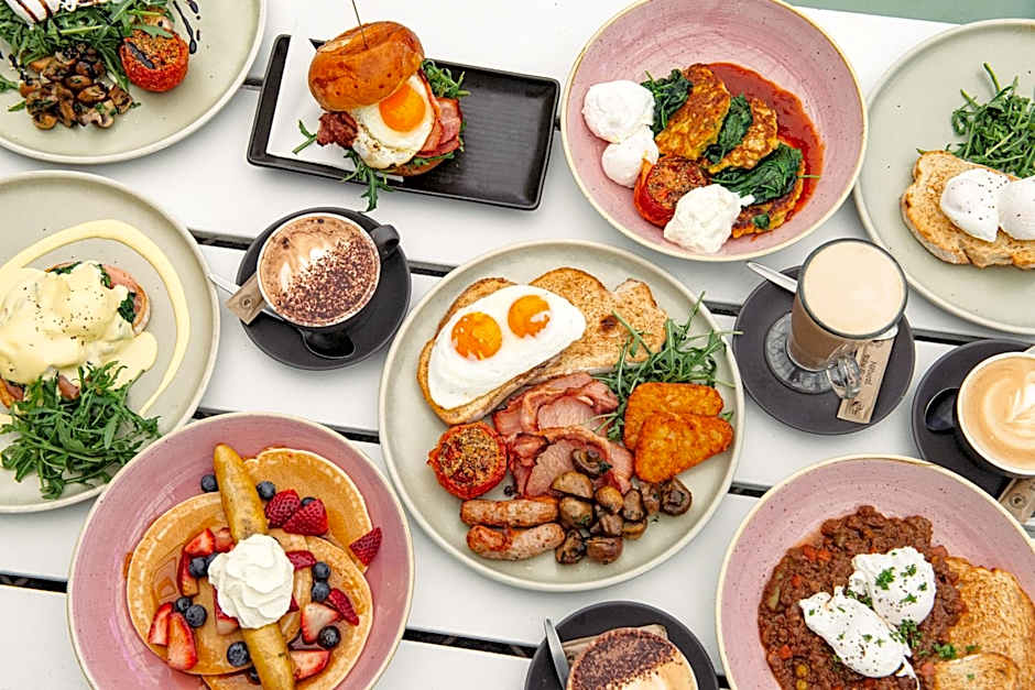 Calamvale Hotel Suites and Conference Centre