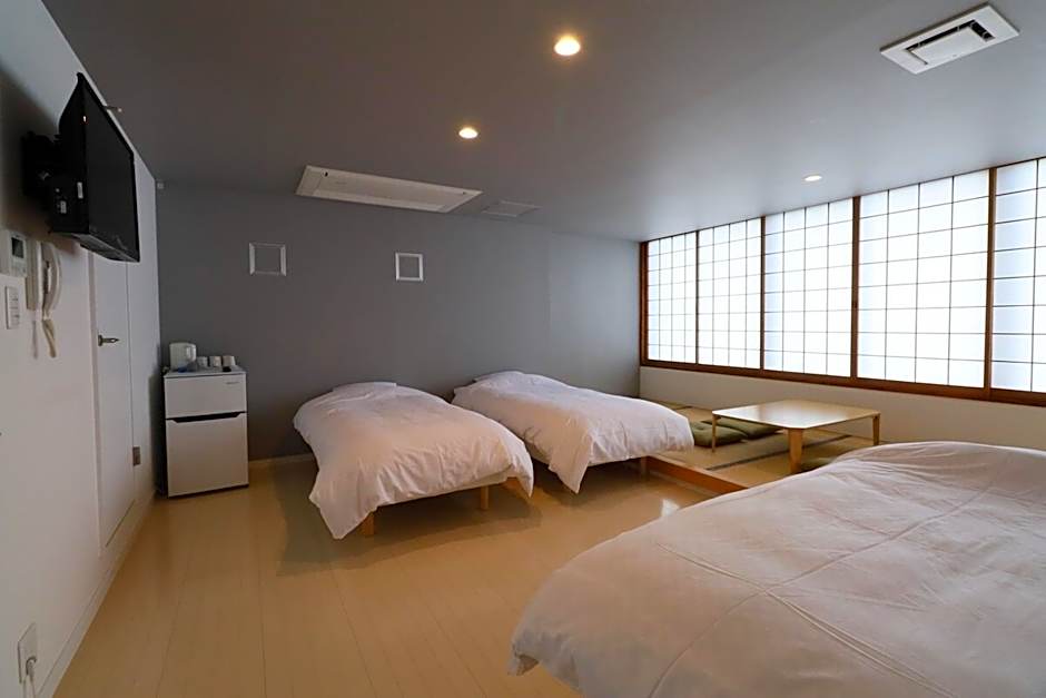 Iwatoyama Hostel