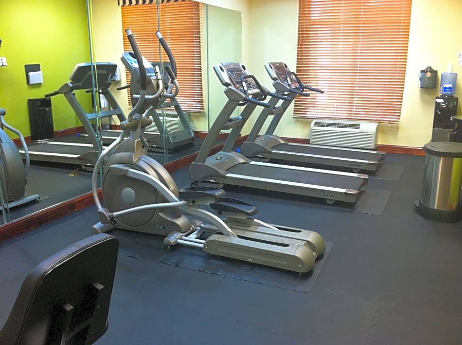 Country Inn & Suites by Radisson, Savannah Airport, GA