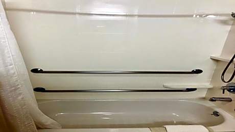 Queen Suite with Two Queen Beds