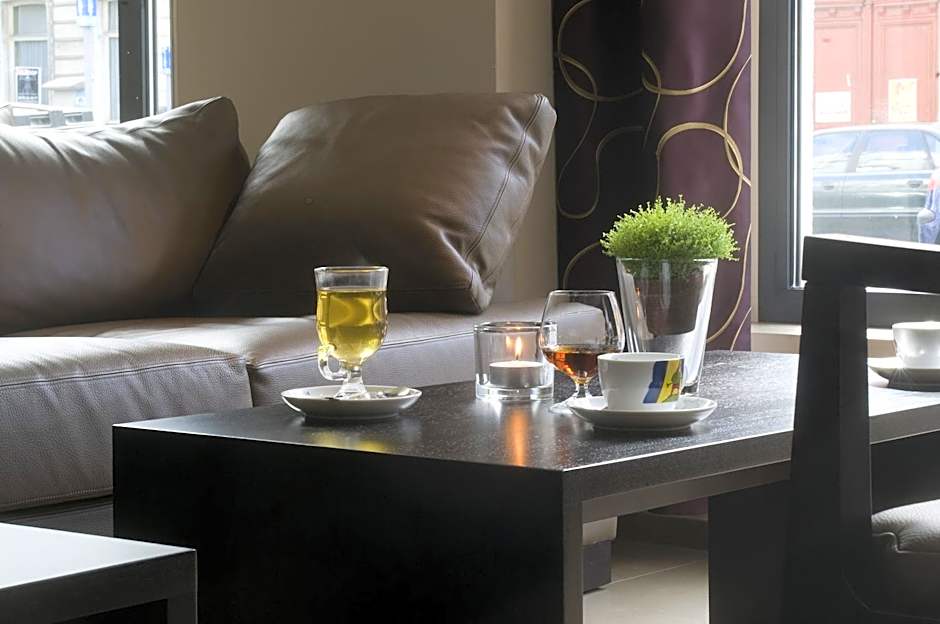 Castelnou Aparthotel