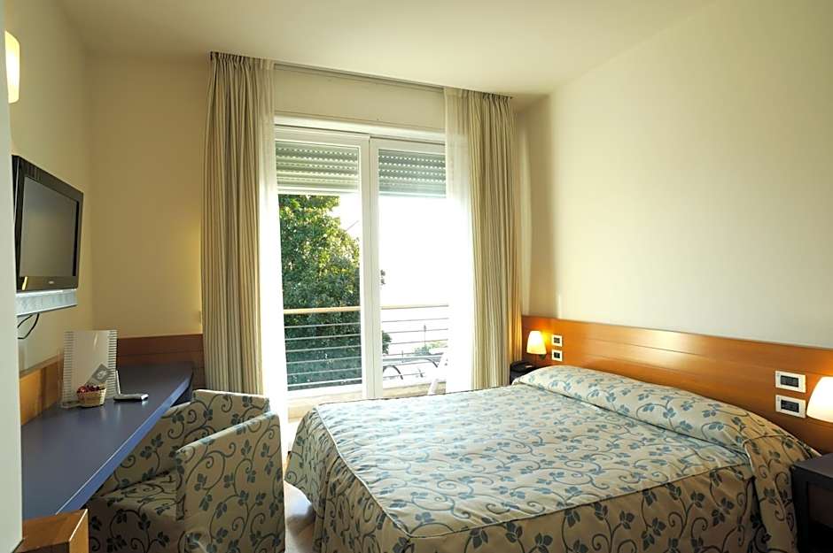 Hotel Le Roi