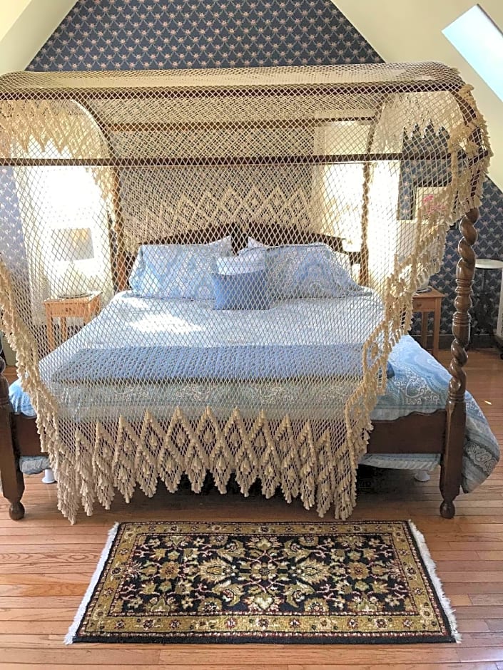 Gardenview Bed and Breakfast 