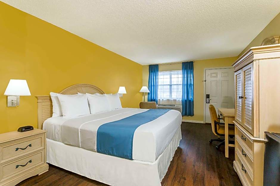 Days Inn by Wyndham Madison