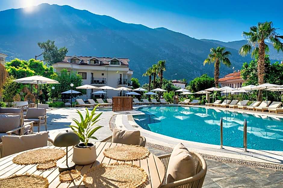 Ata Lagoon Beach Hotel