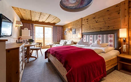 Junior Suite with Balcony