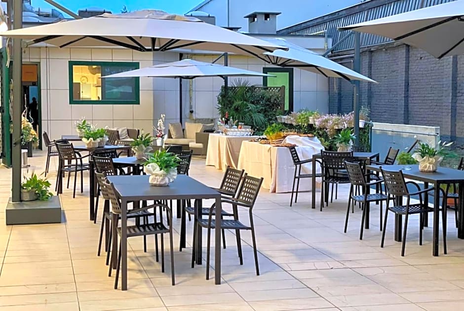 Hotel Parisi