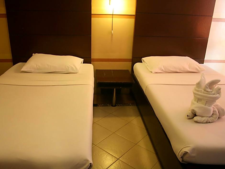 Sampaguita Suites JRG