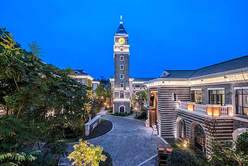 Hotel Indigo Heilong Lake By IHG