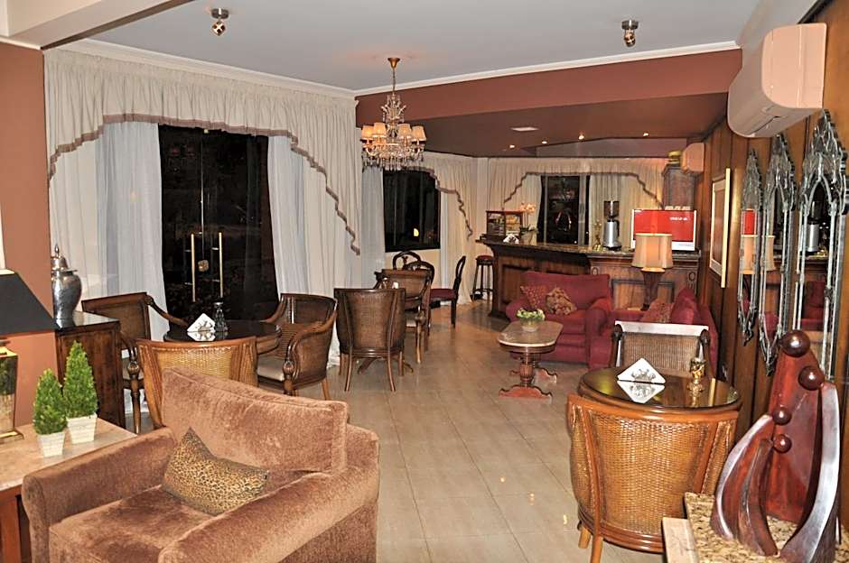 Las Ventanas Suites Hotel