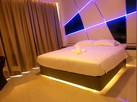 Premium King With Window