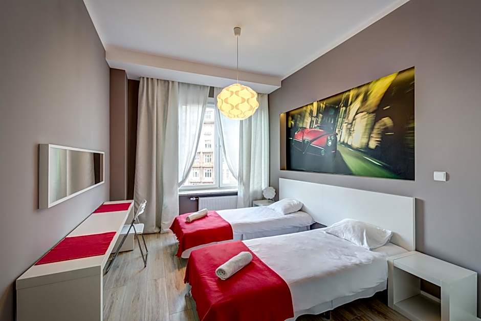 Planet Hostel