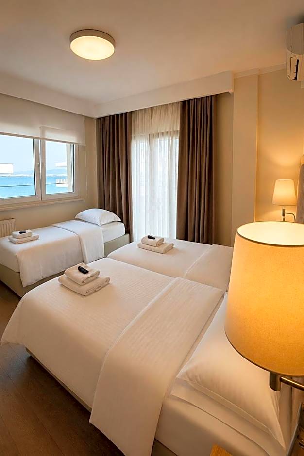 Hotel Avra