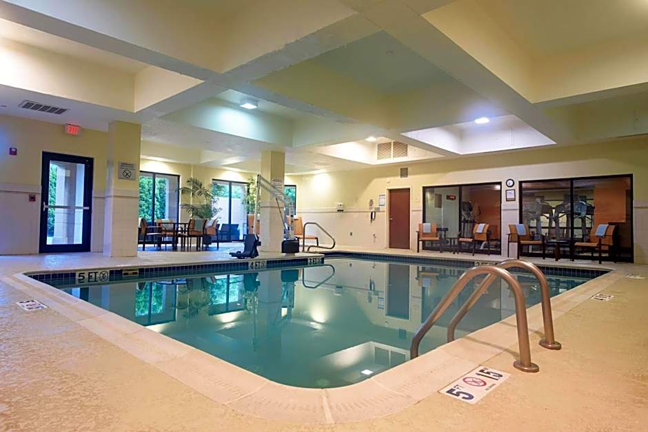 Courtyard by Marriott Newark Granville
