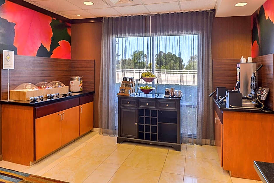 Fairfield Inn & Suites by Marriott Santa Maria