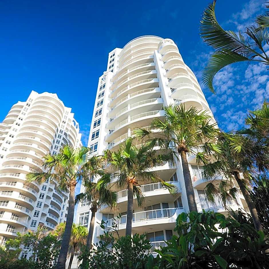 BreakFree Moroccan Surfers Paradise