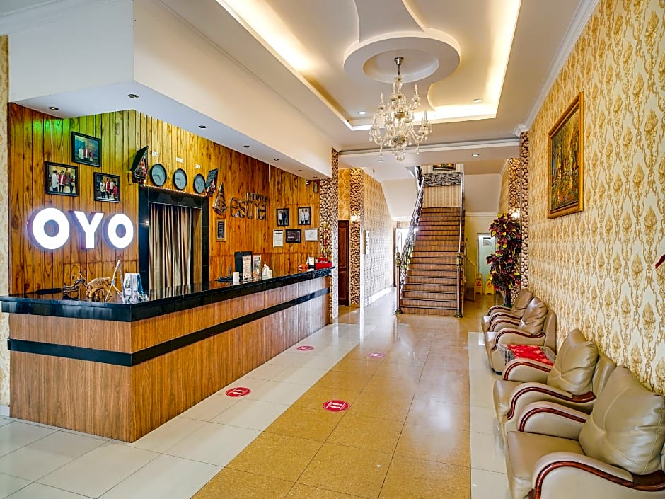 OYO 540 Esther Hotel