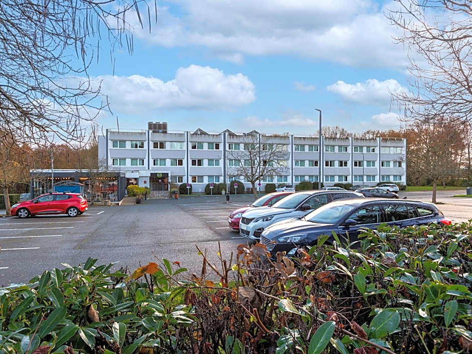 B&B HOTEL Orléans Nord Saran