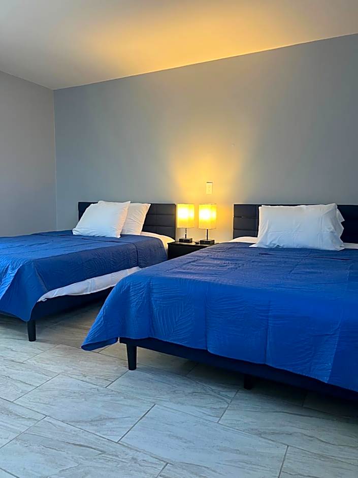 Photo 1 of 4 of Double Room with Private Bathroom