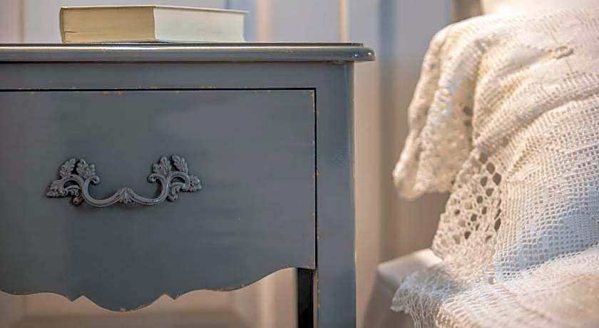 Kyria Boutique House