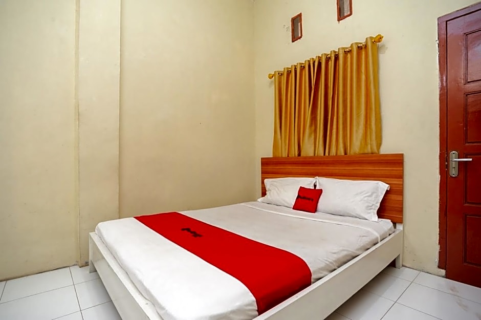 RedDoorz near Universitas Muhammadiyah Pringsewu