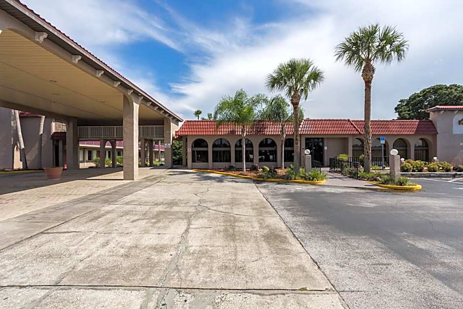 Motel 6-Spring Hill, FL - Weeki Wachee