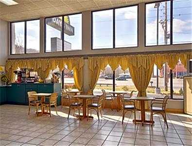 Days Inn by Wyndham Kodak/Sevierville Intrstate SmokeyMntns