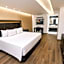 Quinta Dorada Hotel & Suites
