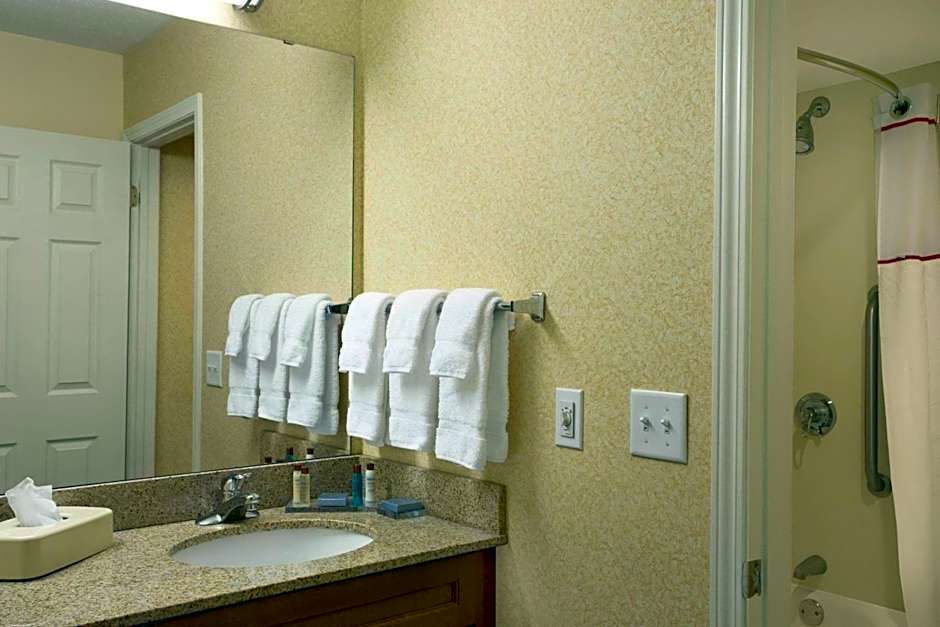 Affordable Suites of America Grand Rapids