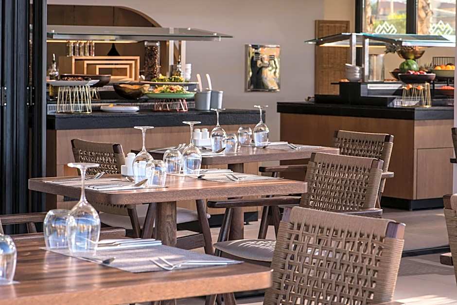 Noble Hotel & Suites - Adults Only