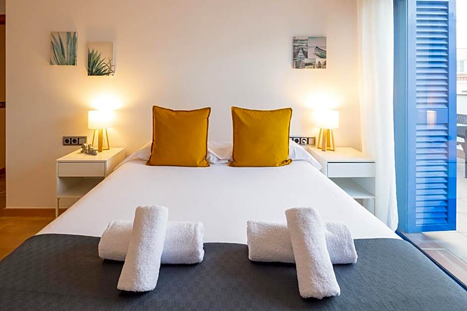 Lucas House Apartments by Sitges Group