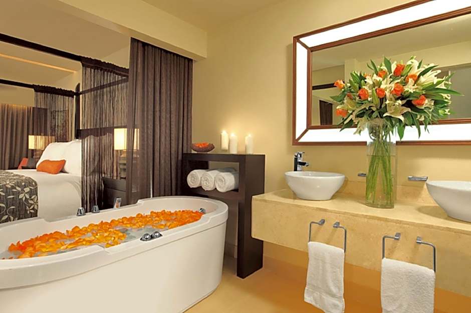 Secrets Wild Orchid- All Inclusive- Adults Only