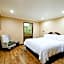 OYO Pinewood Inn & Suites Silsbee